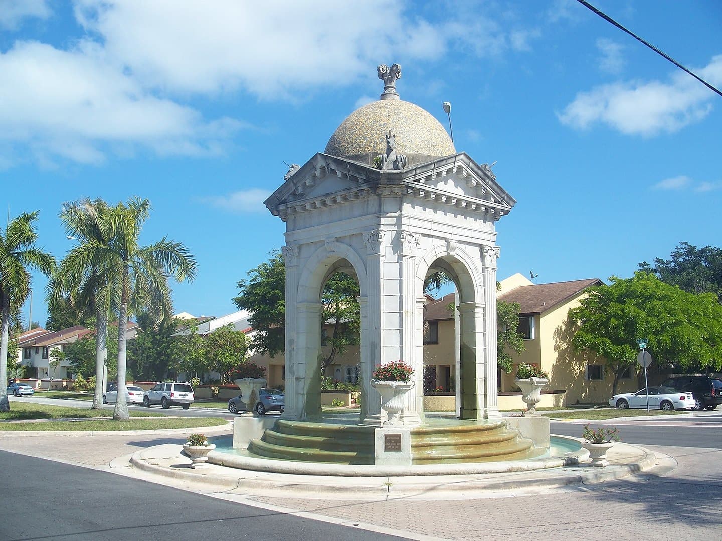 Aventura pest control for condos and high-rises - Bed bug treatment and commercial extermination in Aventura shopping district
